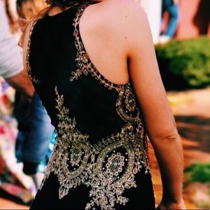BLACK AND GOLD PROM DRESS!!